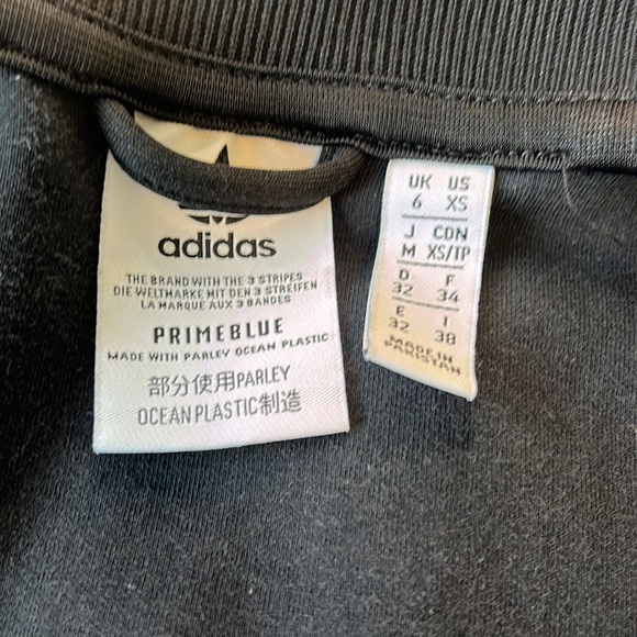 Women’s Adidas Jacket size XS - Picture 4 of 4